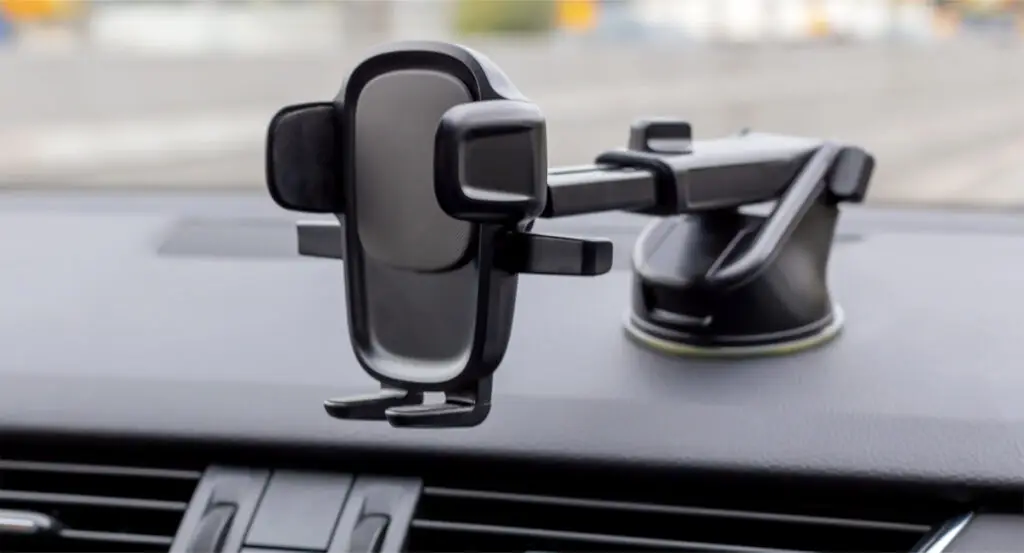 Mobile cell phone car mount accessory in automobile